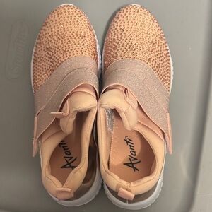 Avanti Women's Glittering Pink Sneakers